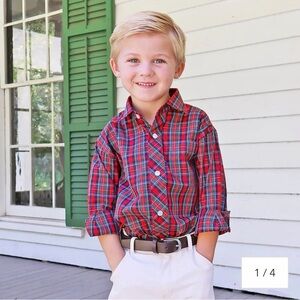 Southern Sunshine NWT Christmas Eve Plaid Button Down